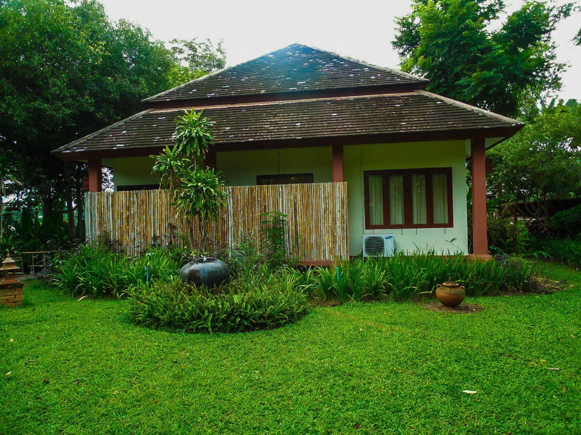 Palm Spa Village Resort แม่ริม ภายนอก รูปภาพ